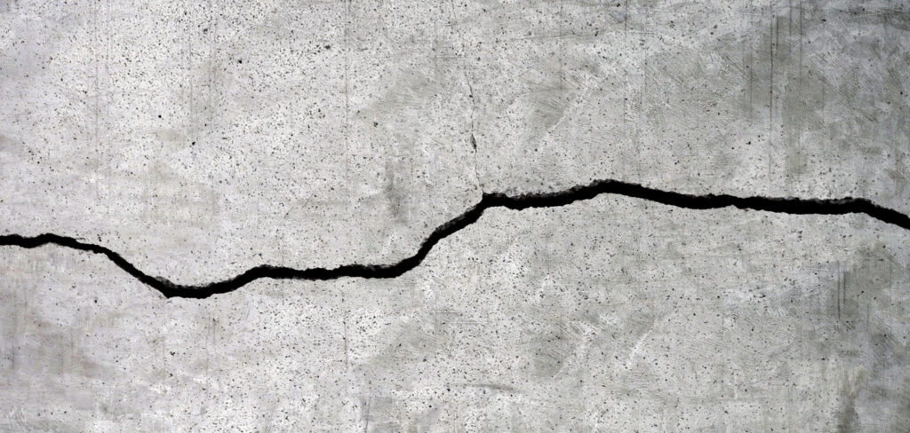 Settlement Cracks in Foundations - A Horizontal Crack in a Cement Foundation