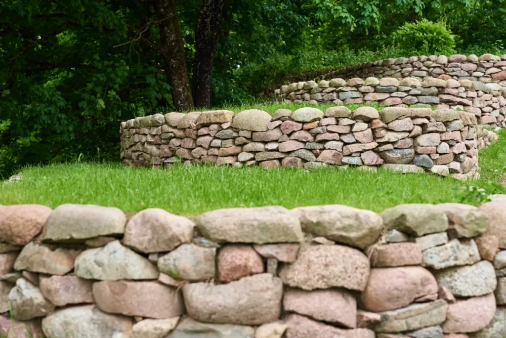 Types of Retaining Walls - A Residential Retaining Wall Used for Garden Terracing