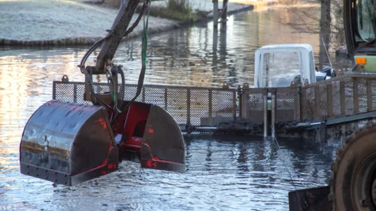 Flood Prevention Barriers for Long Island, Brooklyn, and Queens, NY, Flood Zones