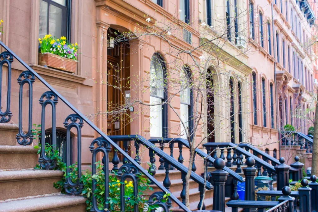 Brownstone Contractors in Brooklyn - A Brooklyn Brownstone on a Sunny Day