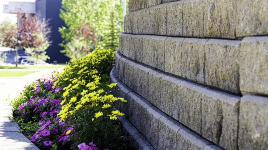 All About Concrete Block Retaining Walls – Benefits, Uses, Types, and More