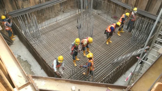 Types of Cofferdams: Choosing the Right Structure for Your Project